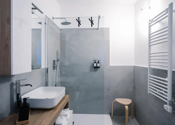 Flora Inn, Scotti's House - Due Passi In Centro بيت ضيافة بيرغامو