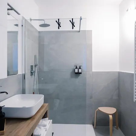 Flora Inn, Scotti's House - Due Passi In Centro Гостьовий будинок Бергамо