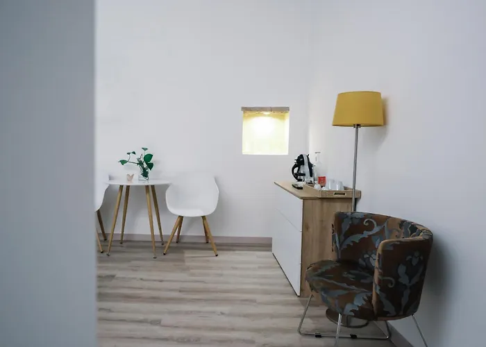 Flora Inn, Scotti's House - Due Passi In Centro 3* Bergamo